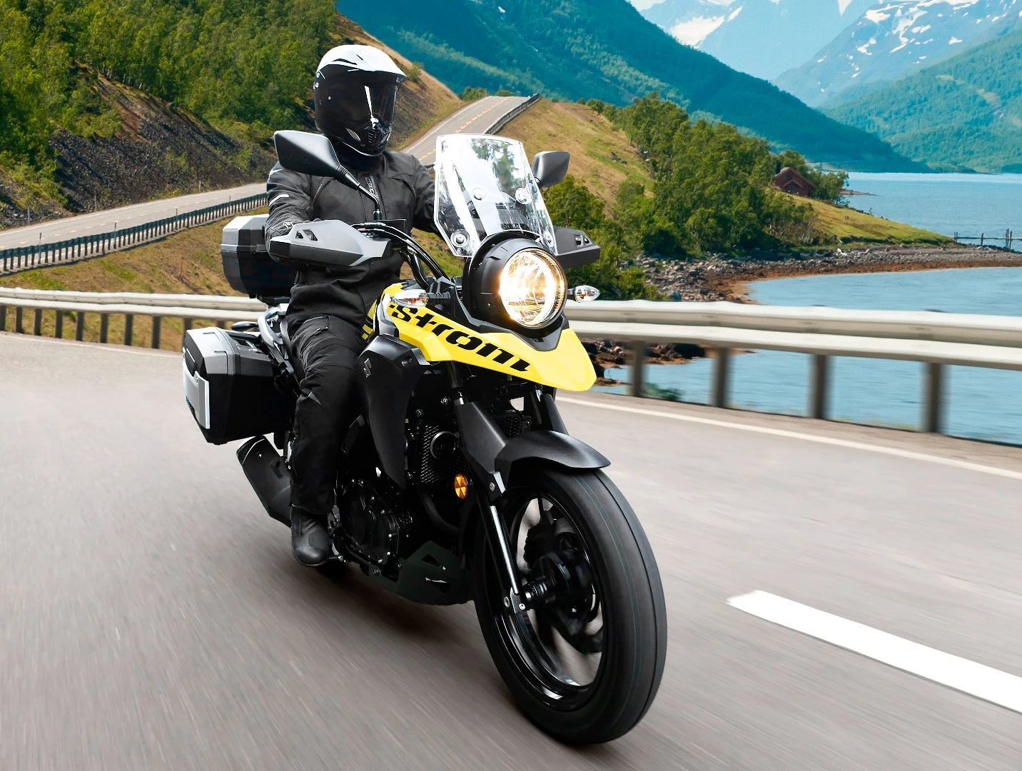 Suzuki V-Strom 250 ABS: 300-mile tank range is a pretty serious number