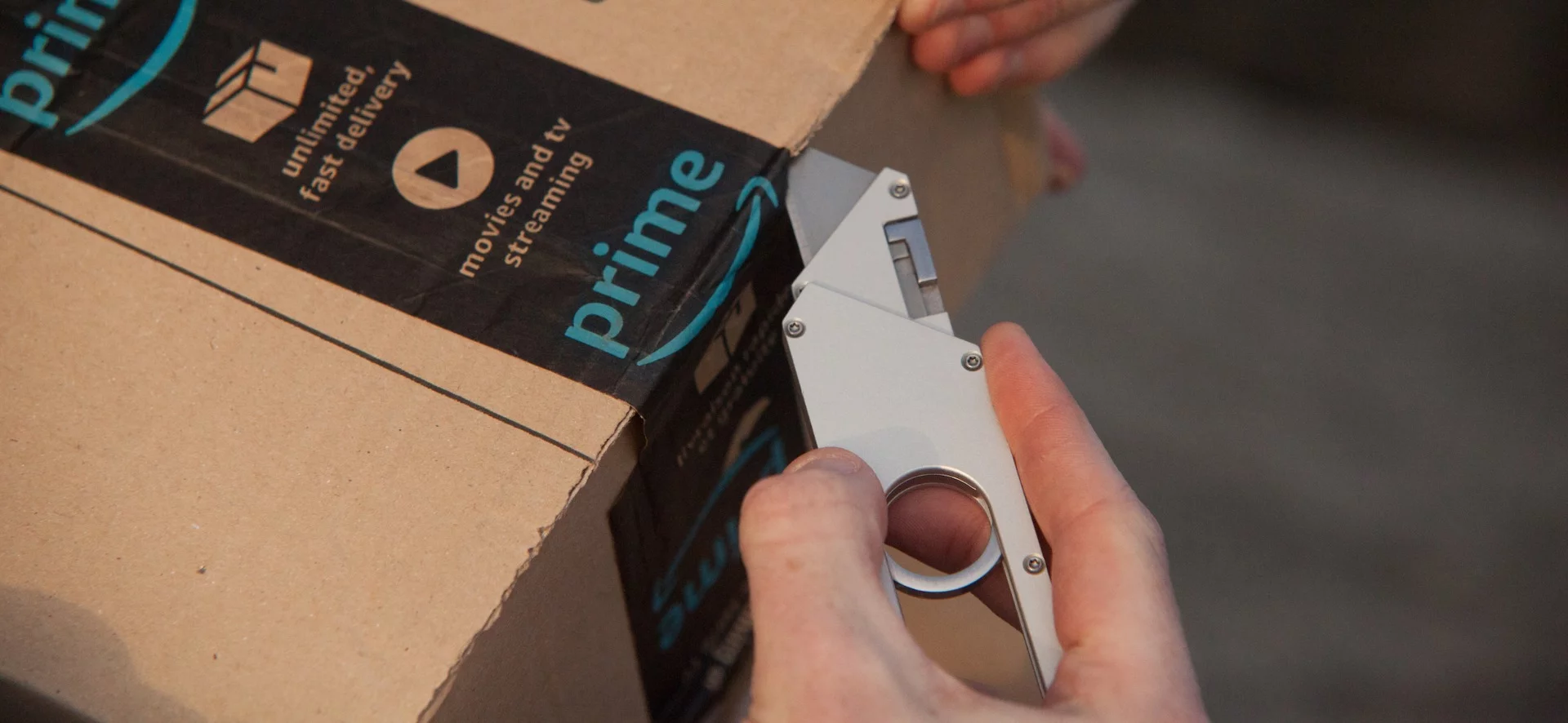 The Maker Knife is an elegant everyday carry solution claimed to simply slide into action