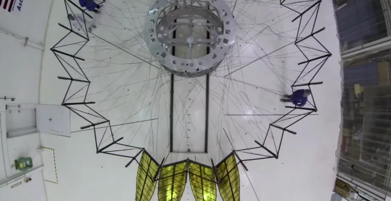 Test version of Starshade unfurling (Image: NASA)