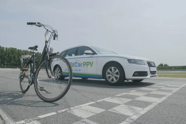 The FitCar PPV was created by Saudi-based inventor called Nasser Al Shawaf and is based on a stock standard Audi A4 Avant