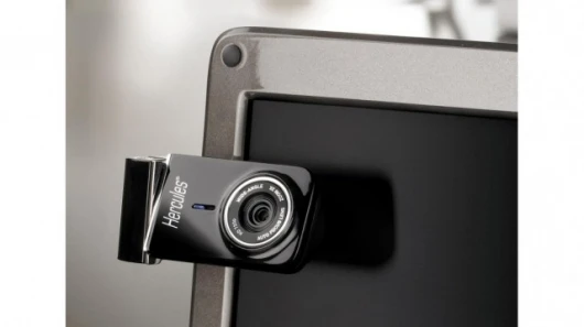 The Hercules Dualpix HD720p webcam rotates on two axes to adjust for the ideal angle