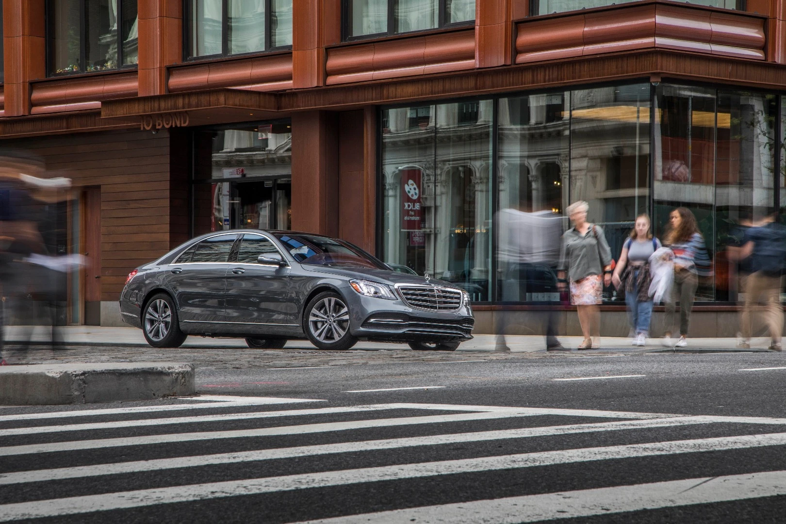 Few luxury makes can really match what the Stuttgart designers have put into the S-Class