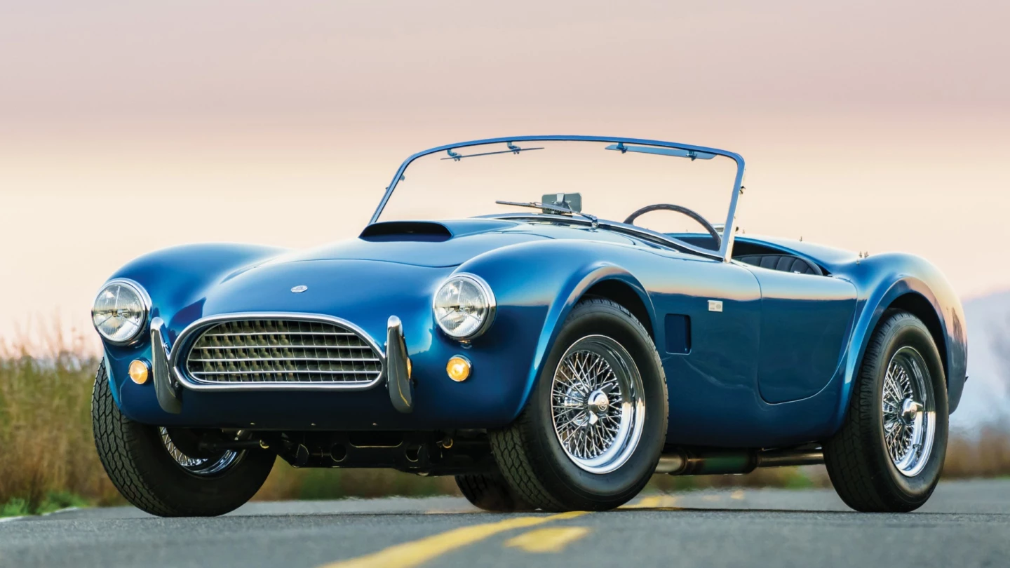 $675,000 | 1963 Shelby 289 Cobra | Auction Link: RM-Sotheby's