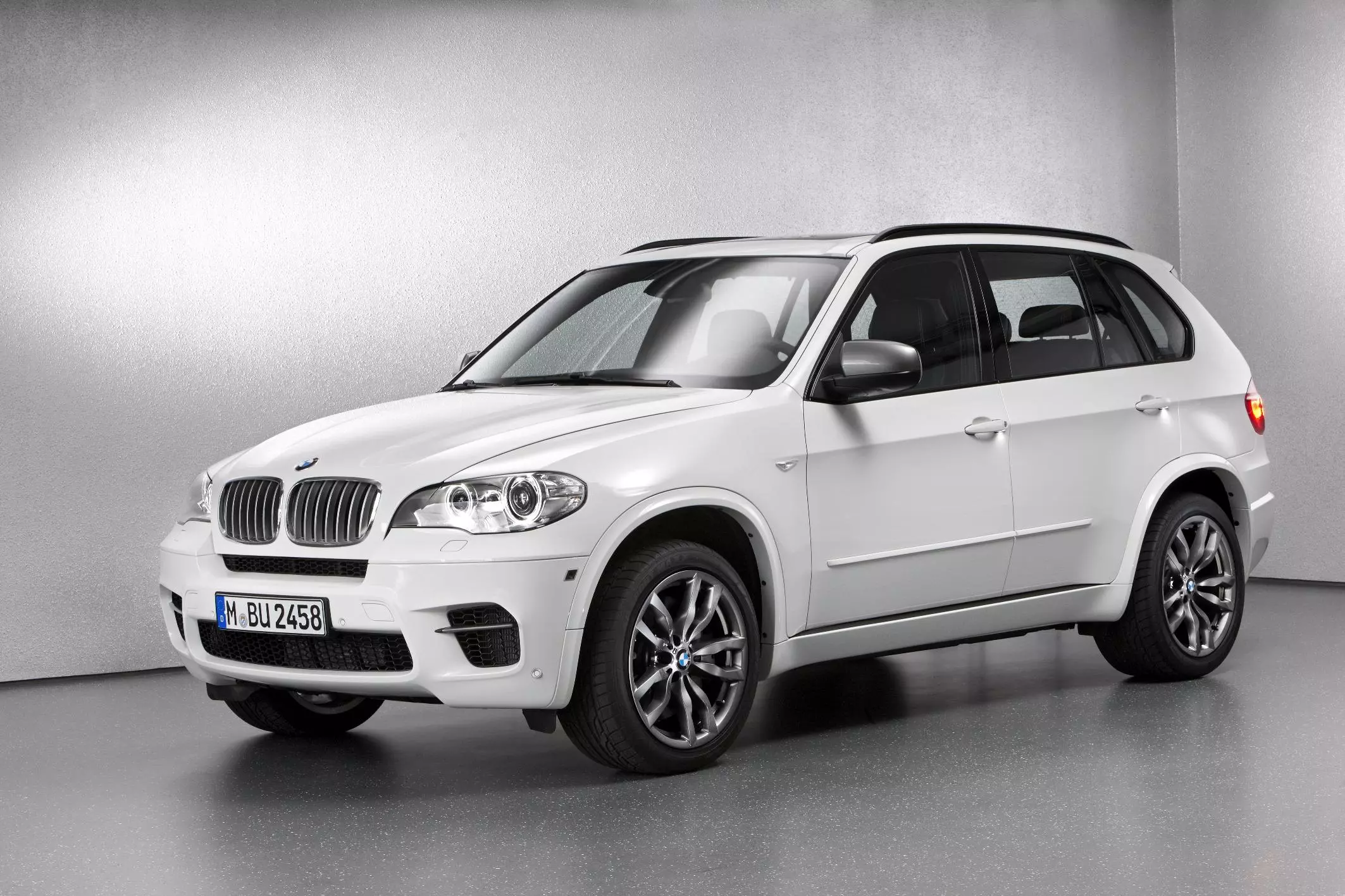 The BMW X5 M50d