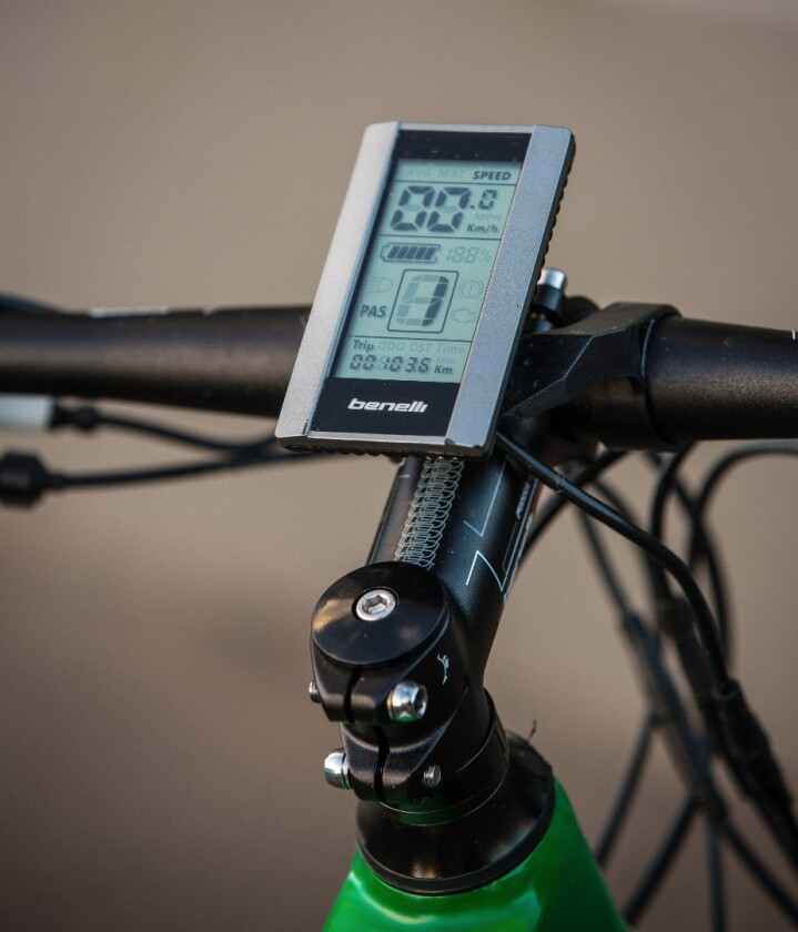 Benelli Achle 29 eBike: APT 800S LCD is simple and familiar