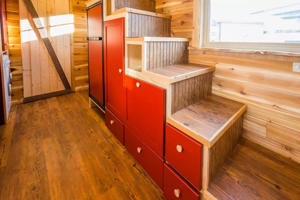 Davis's 22 ft Off-Grid Tiny Home has a storage-integrated staircase