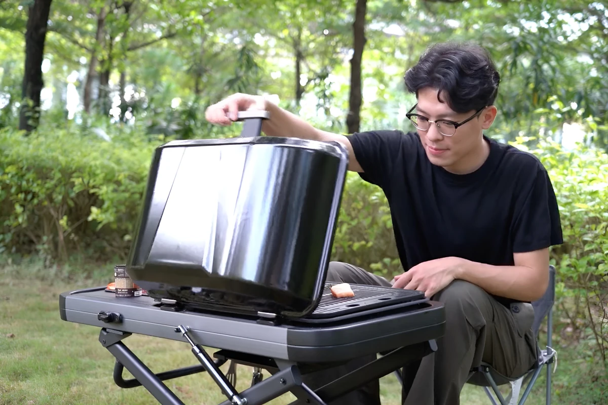 The Fold & Go kitchen is presently on Kickstarter
