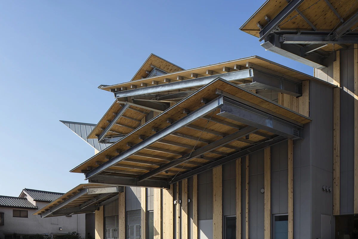 Exterior detail on the Aitoku Kindergarten in Saitama, Japan. By Kengo Kuma & Associates