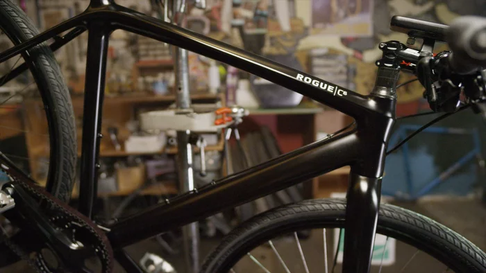 The Rogue C6's carbon fiber frame weighs in at 3.9 lb (1.7 kg)