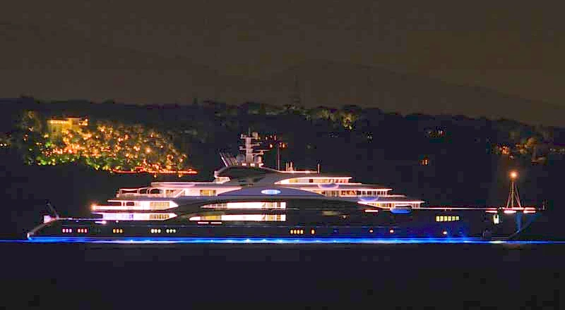 DISPLACEMENT MOTOR YACHT 3000GT AND ABOVE winner Serene(Photo: Peter Seyfferth/TheYachtPhoto.com)