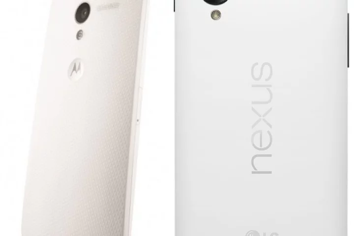 The Moto X out-curves the Nexus 5