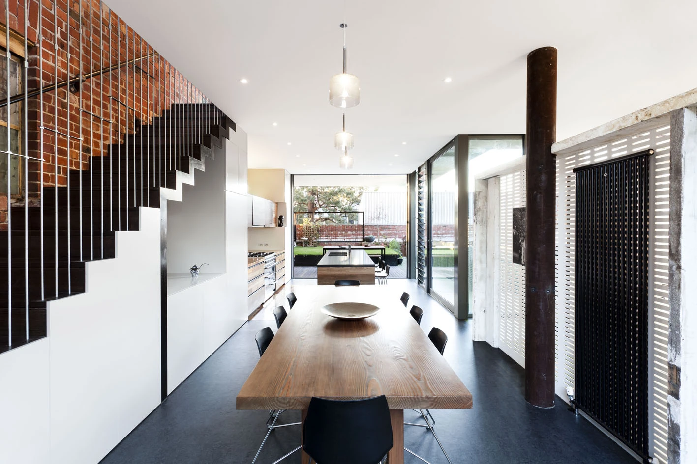 All lighting throughout the house is controlled by an intelligent computer system to minimize electricity wastage (Photo: Brilliant Creek)