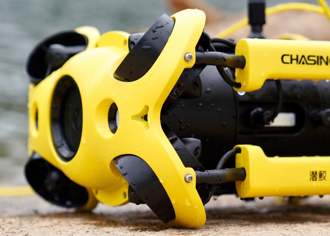 The Chasing M2 ROV can be operated in water temperatures ranging from -10 to 45 ºC (14 to 113 ºF)