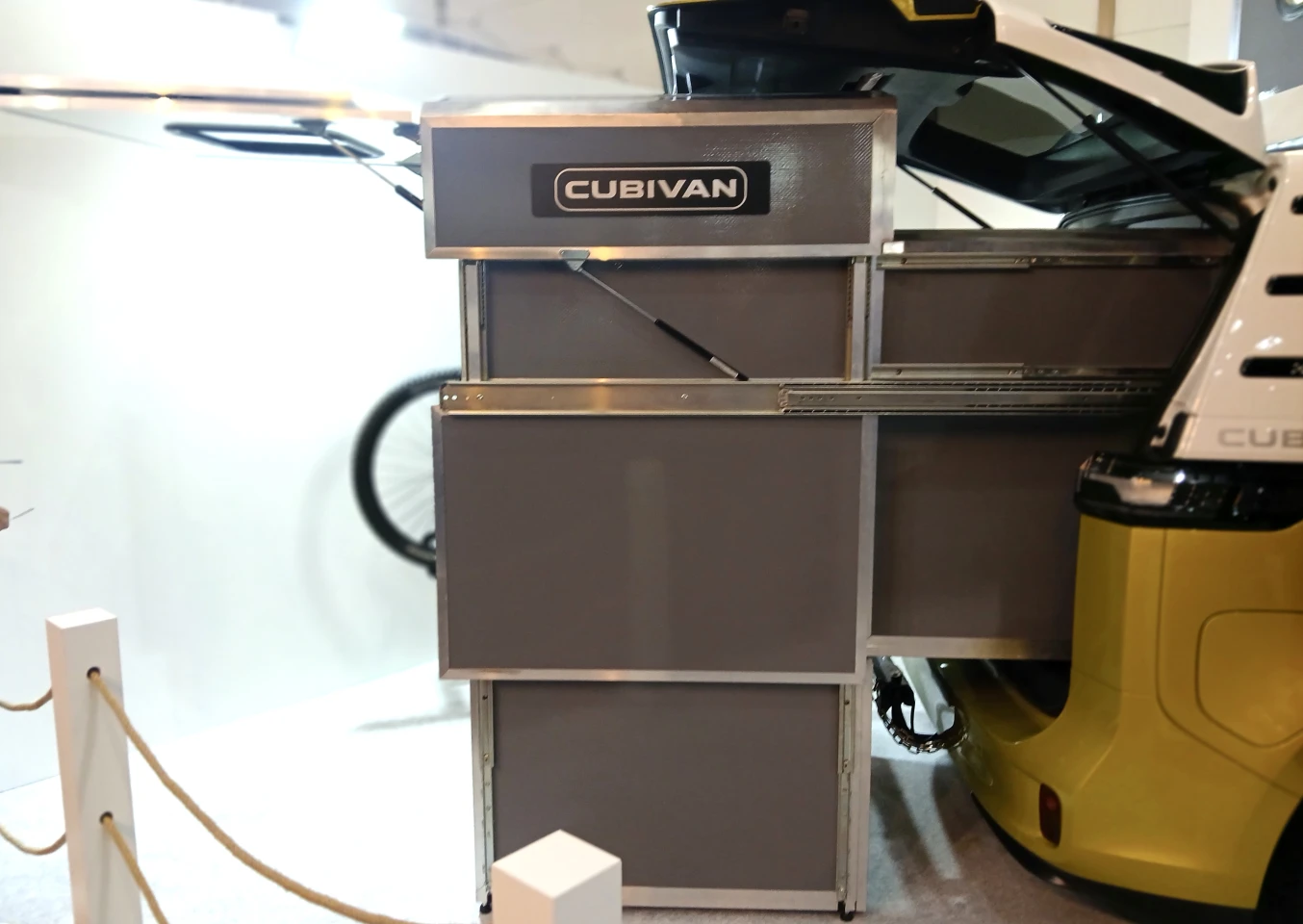 The fully deployed tailgate module has a sideways T shape
