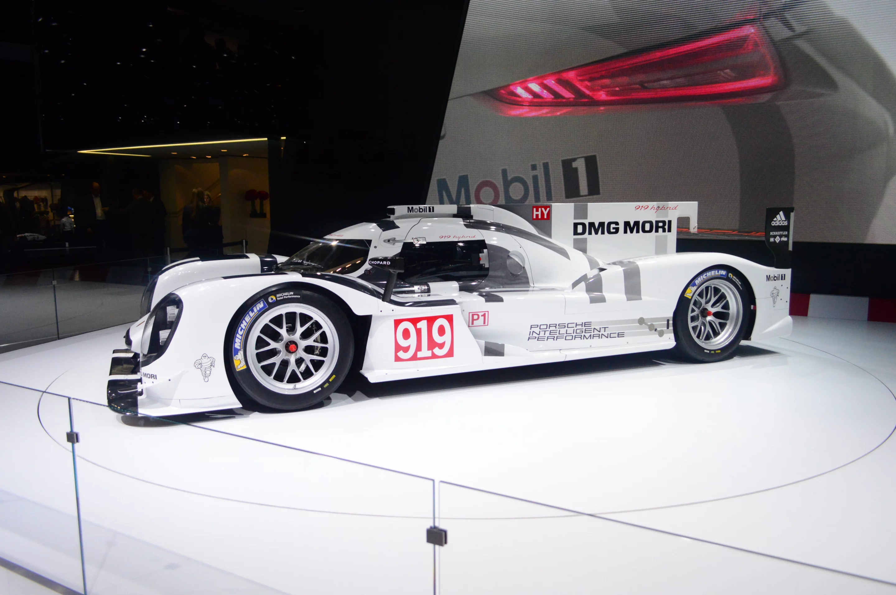 The Porsche 919 Hybrid unveiled (Photo: CC Weiss/Gizmag.com)