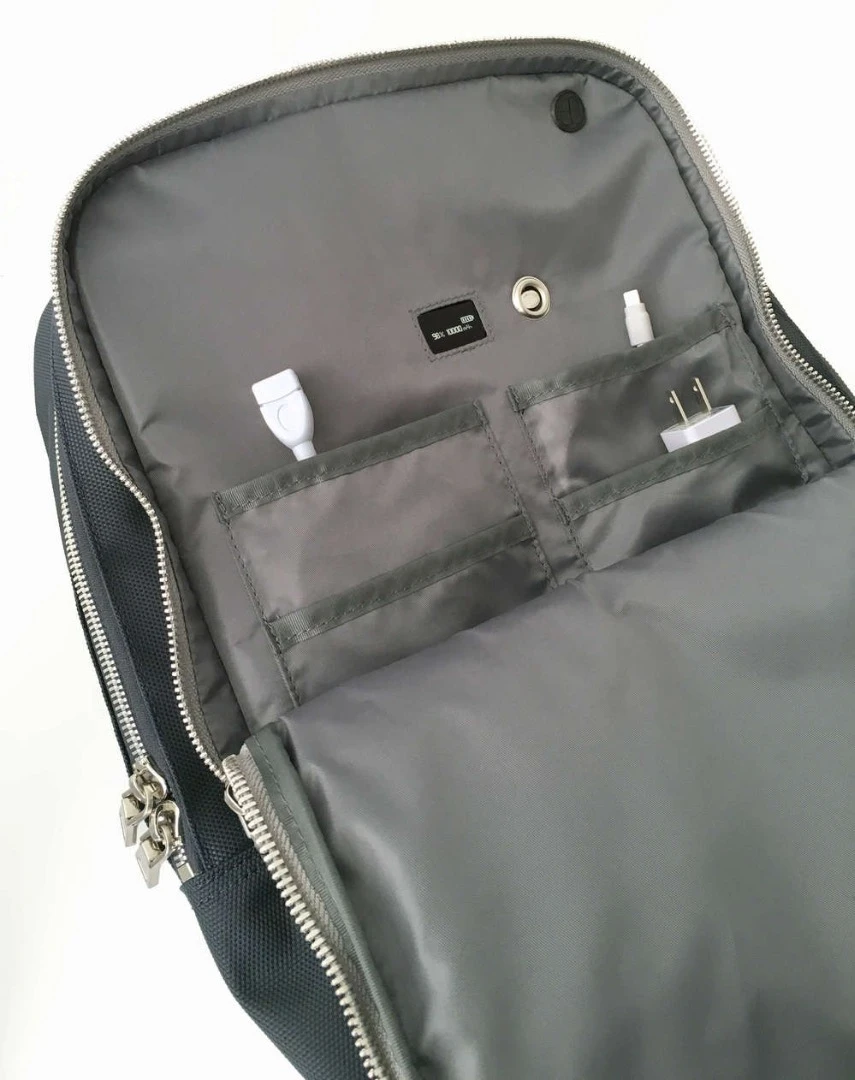 Unlike some other battery backpacks, the Poros Tetra is subtle with its cabling and technology