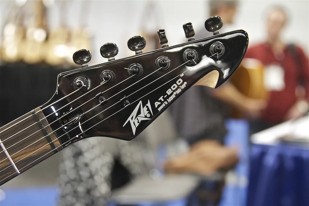 As you can see, the guitar still has physical tuners as there is a limit to how physically out of tune the guitar can be