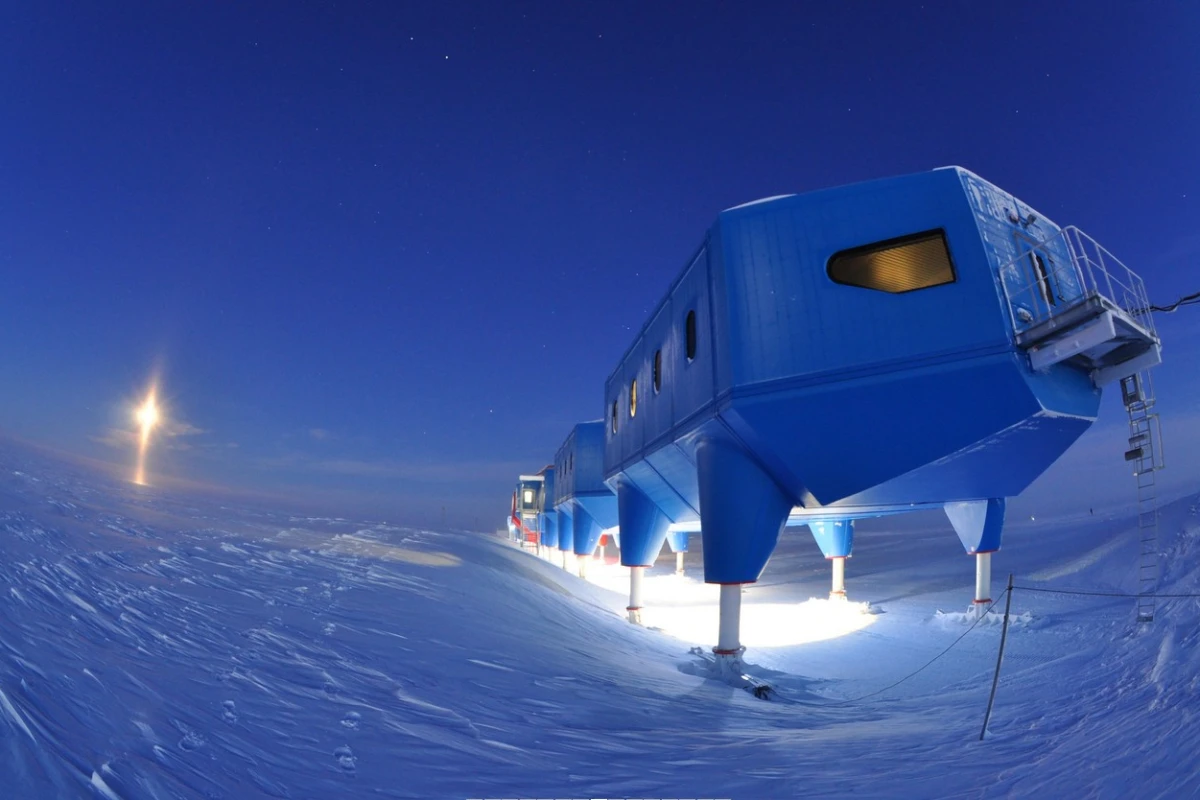 Halley VI will be abandoned over the winter for safety reasons