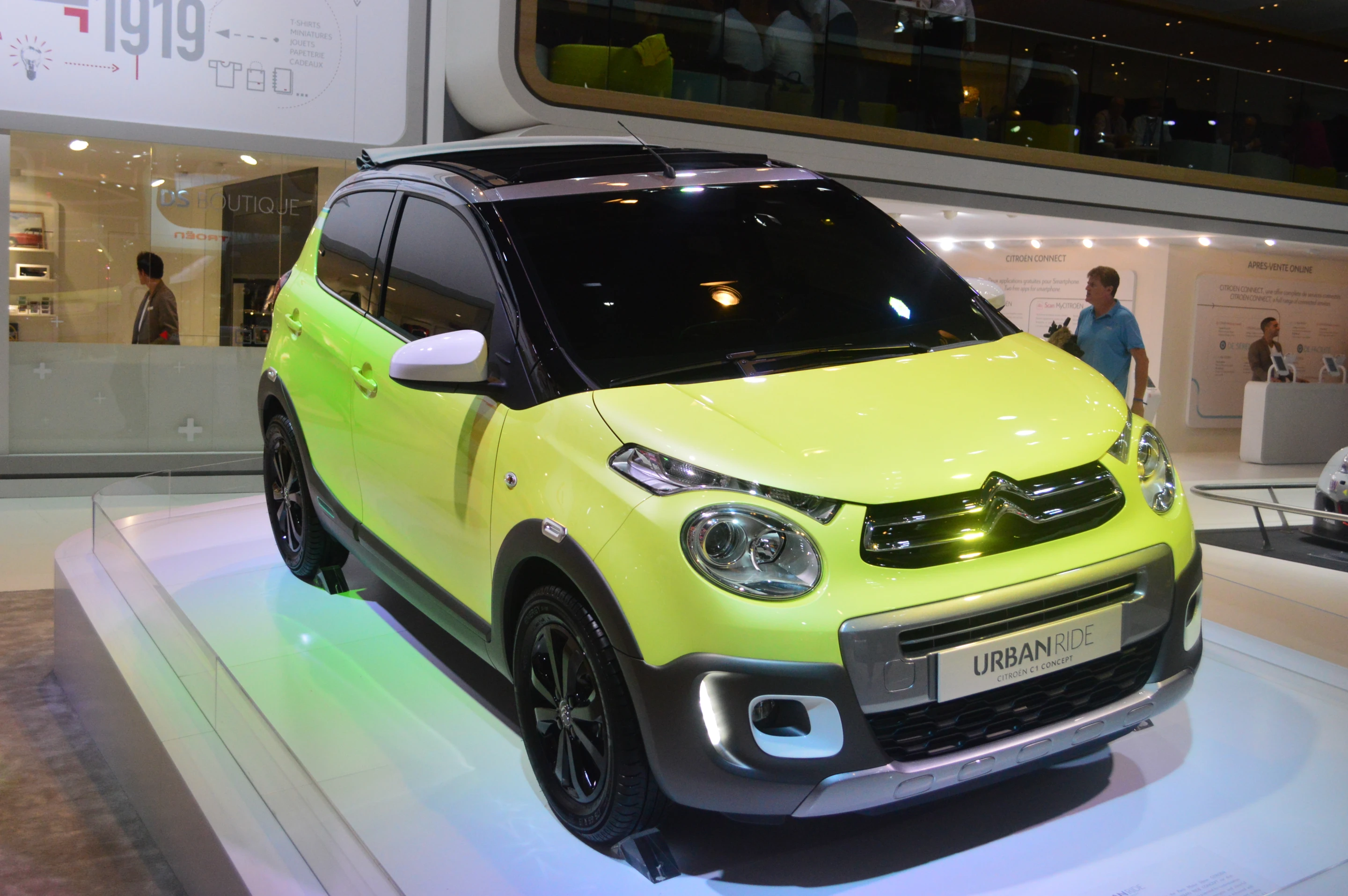 The Urban Ride has the new Airscape roof (Photo: C.C. Weiss/Gizmag)