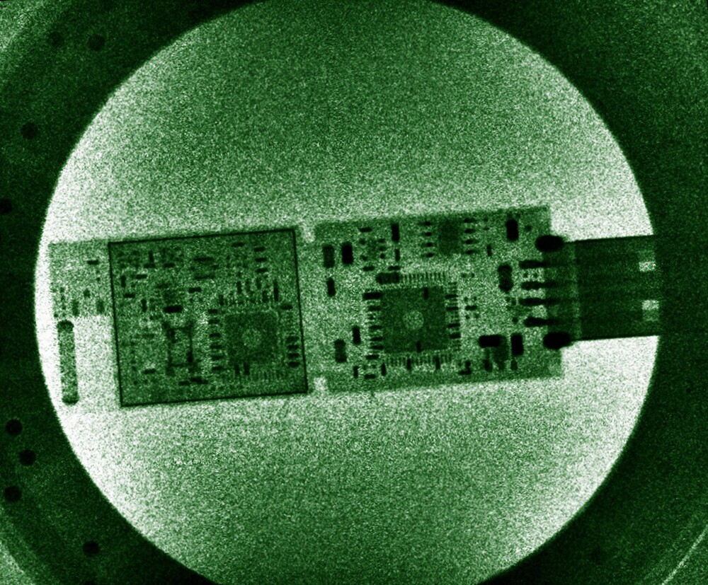 The X-ray pulses created by the Diocles Laser are stronger than current technology, and the researchers used it to image the inside of a USB flash drive