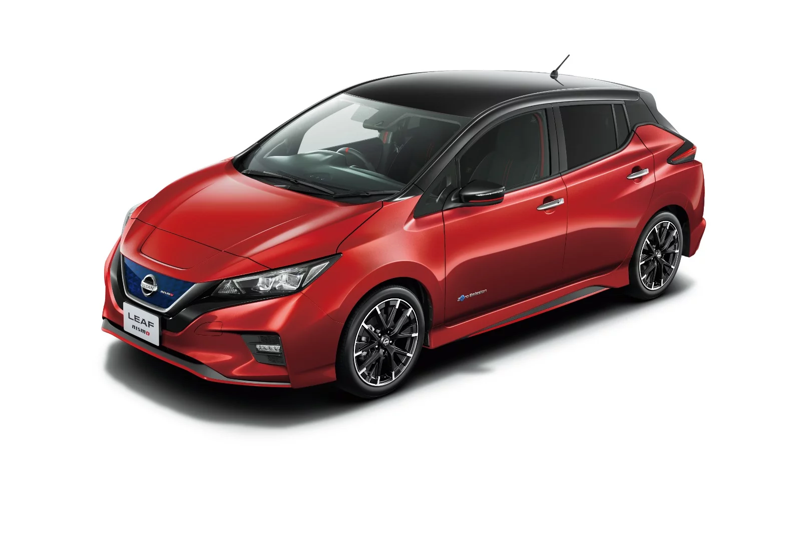 The Leaf Nismo will be available in nine colors including silver, two-tone black and dark grey