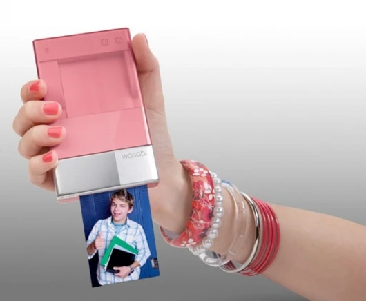The Dell Wasabi Photo Printer produces prints wirelessly