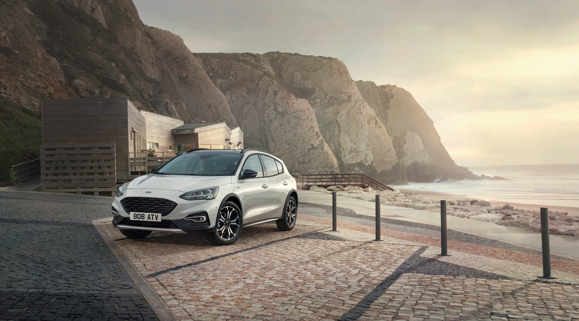 Ford Focus Active: the Focus of choice if you're driving gravel or grass