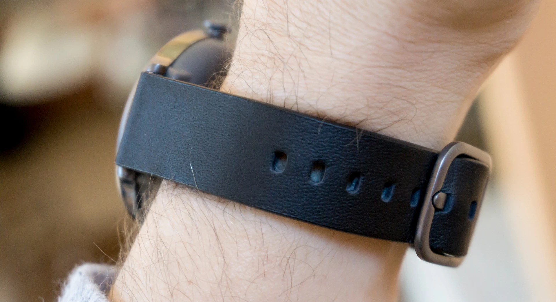 The Style has a narrow band that accentuates its unisex focus