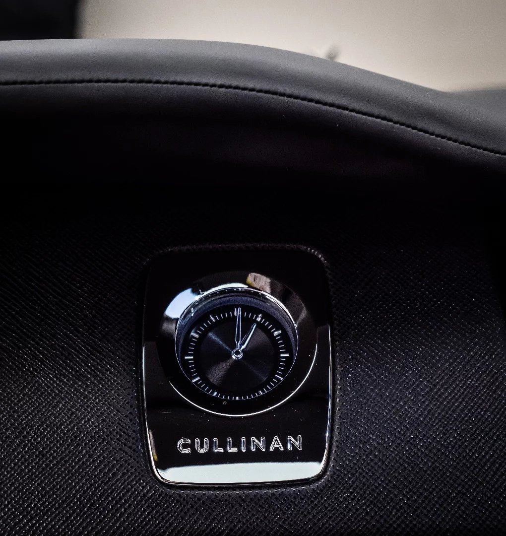 Rolls-Royce Cullinan: the clock in the dash could be pulled out and stuck in a leather band, and it'd be nicer than most watches
