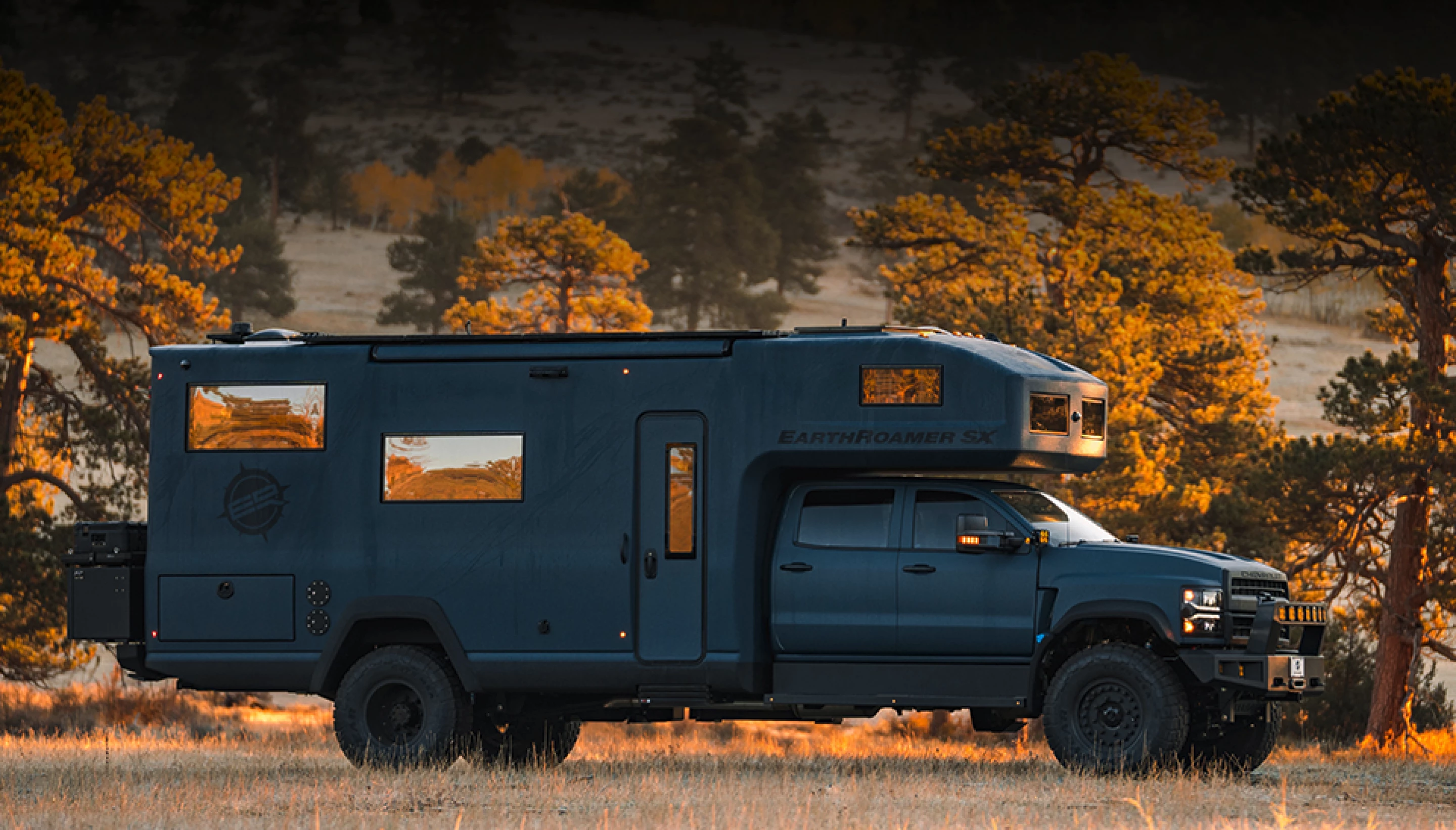 EarthRoamer builds Chevy Silverado into $1-million no-man's-land yacht