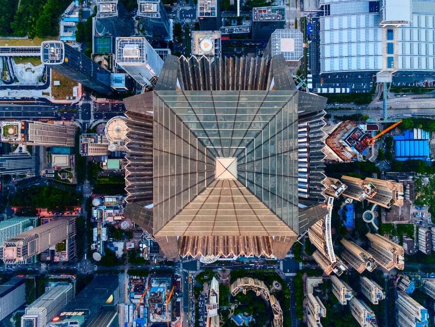The Ping An Finance Centre, by Kohn Pedersen Fox (KPF), is located in Shenzhen's central business district and comprises 462,000 sq m (4,973,000 sq ft) of floorspace, spread over 100 floors