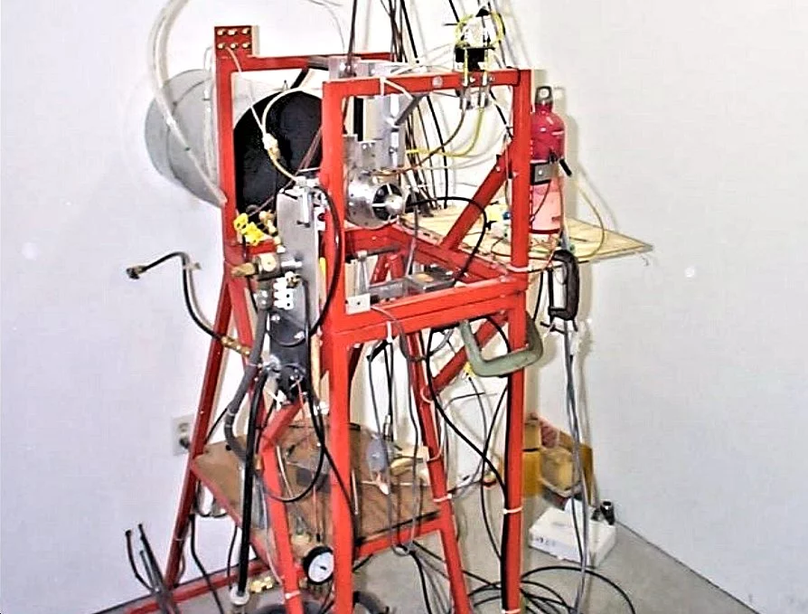 Indoor test cell for the SWB-100 micro jet turbine engine (Photo: JME)