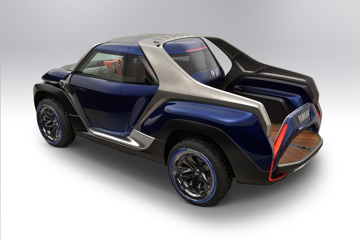 Yamaha's all-new Cross Hub concept