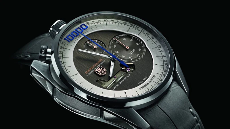 The TAG-Heuer Mikrogirder with an earlier face design.