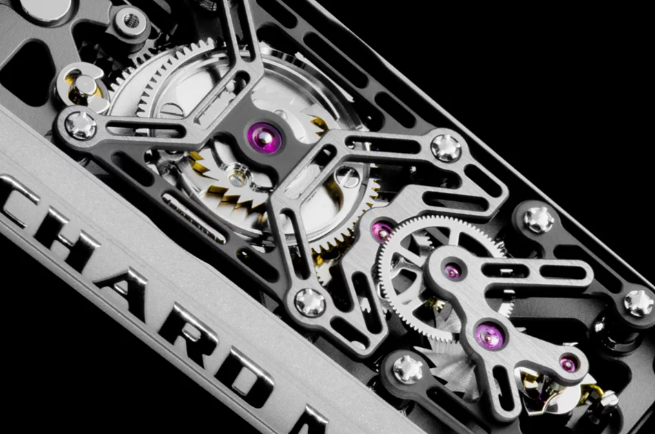 The Richard Mille RMS05 fountain pen has a 12-jewel movement