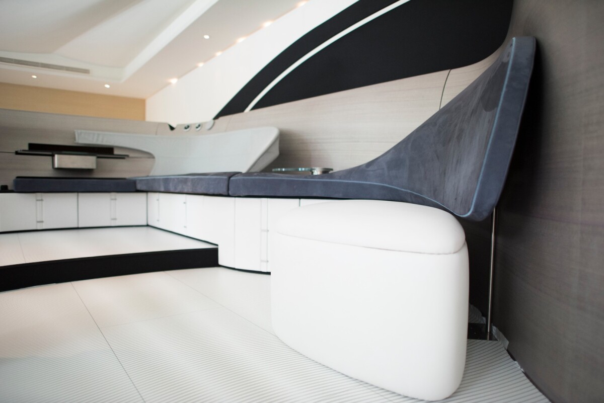 The roof and windows of the cabin can be opened to give a wide view of the world