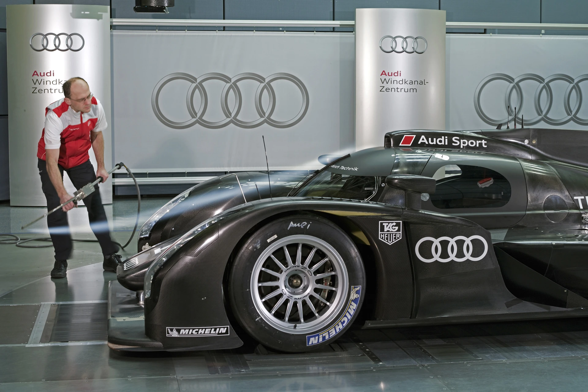 The new Audi R18 LMP1 sports car