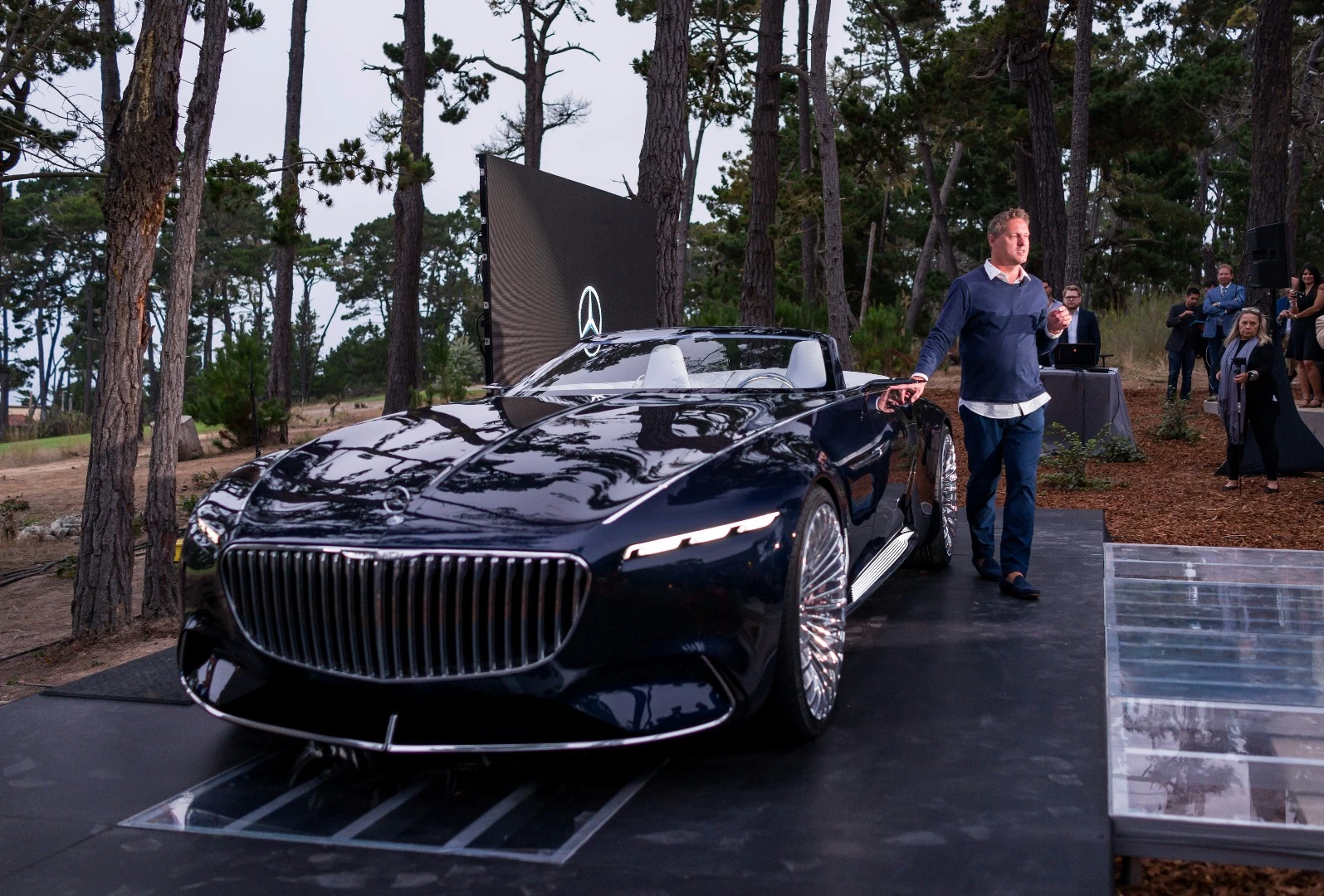 The Vision Mercedes-Maybach 6 Cabriolet is presented in Monterey