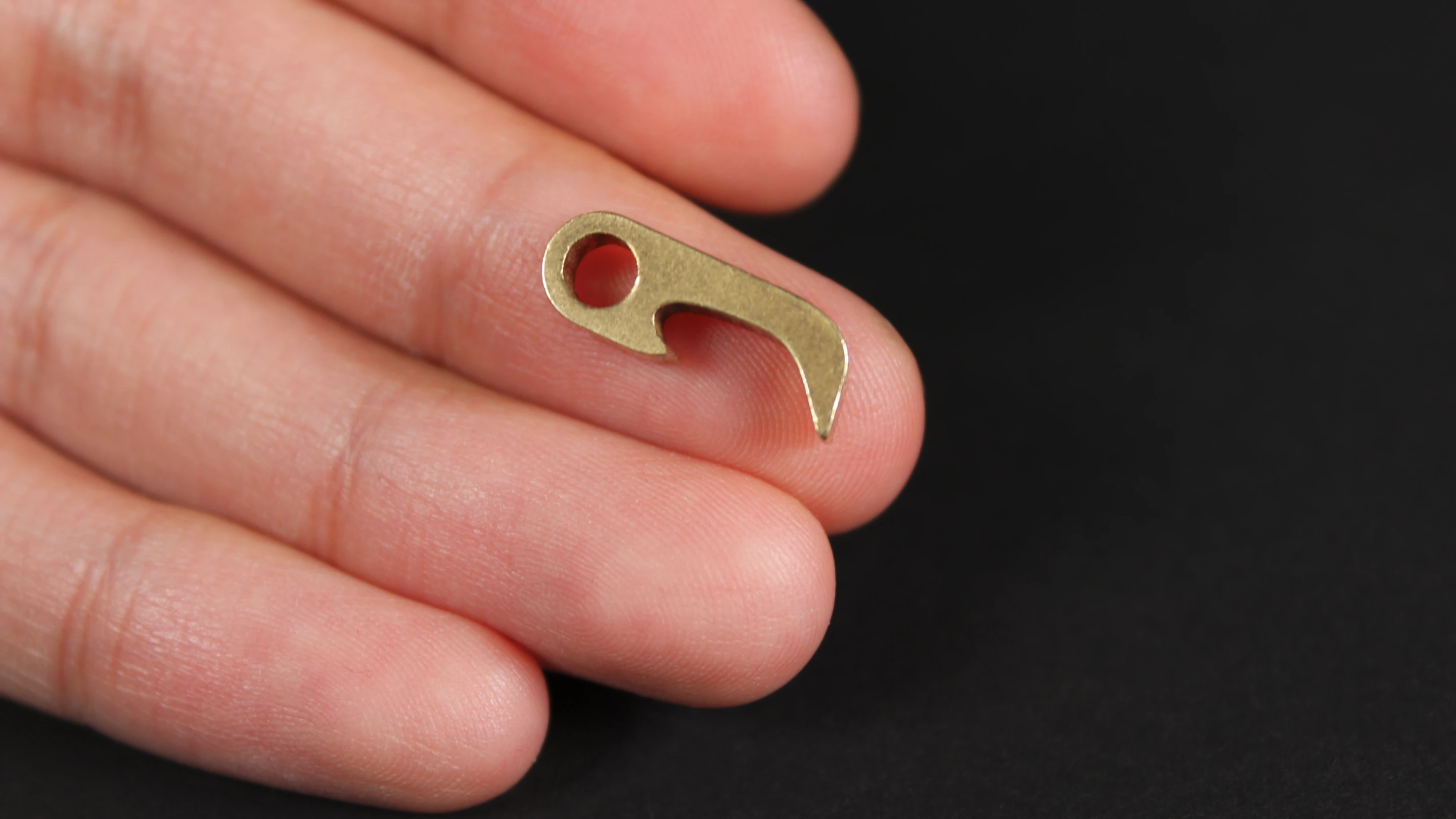 Multitools come in all shapes and sizes these days, but few, if any, with the diminutive profile of the Claw