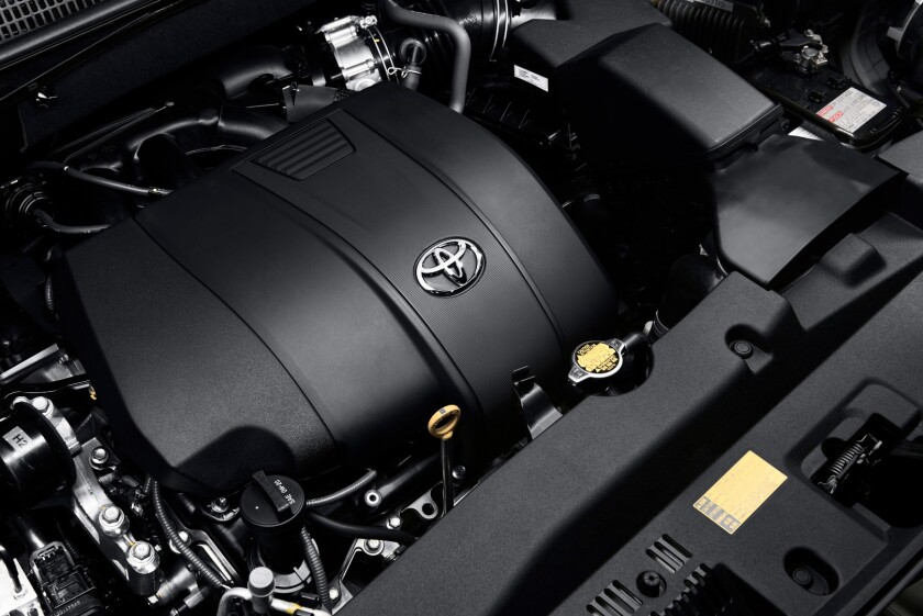 The Toyota Highlander for 2017 will feature a direct injected 3.5 liter engine