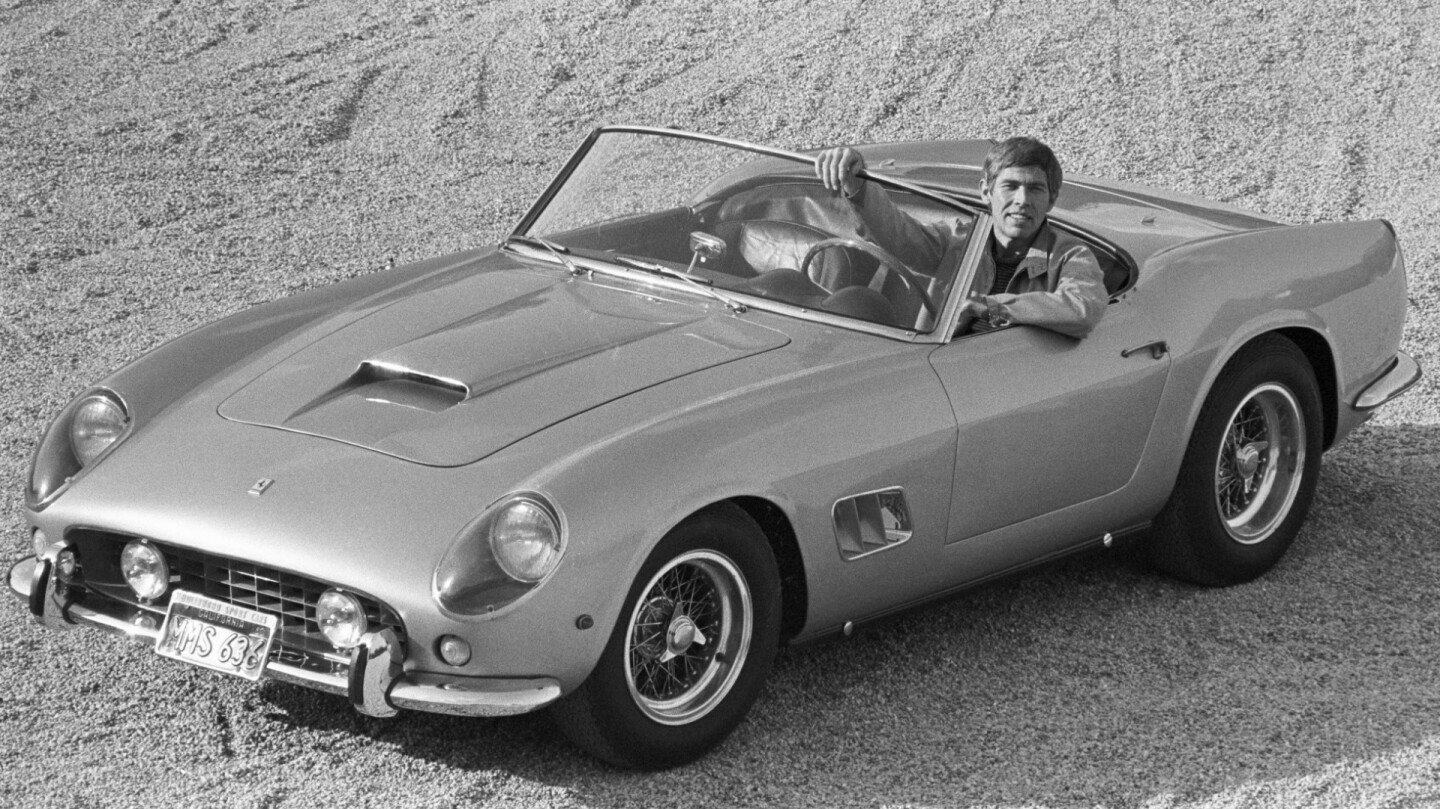 This 1961 Ferrari 250 GT SWB California Spider (#2377GT) was once owned by Hollywood star James Coburn. It was purchased by UK media personality Chris Evans for a then world auction record of $10,949,359 (€7,040,000) in 2008.