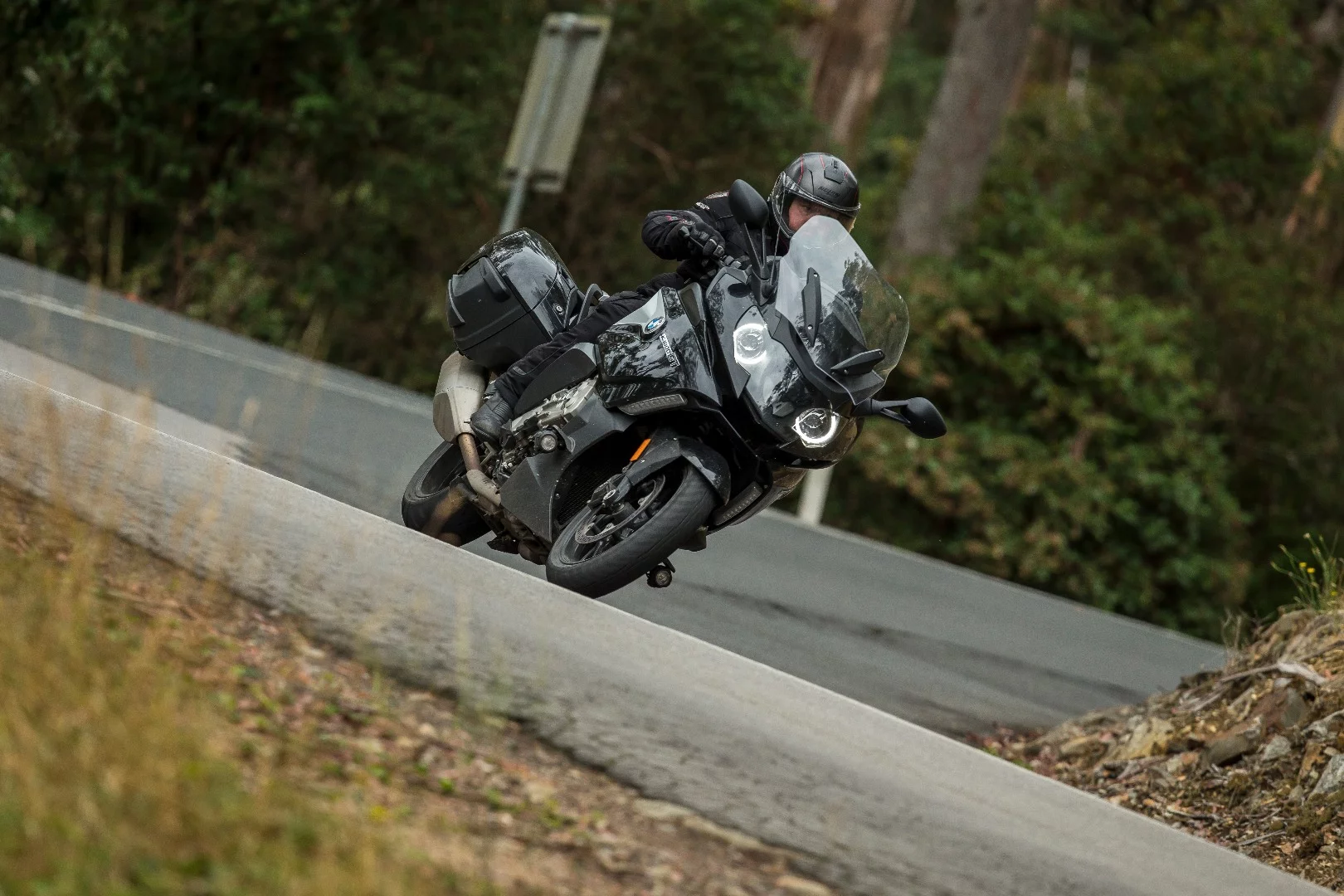 Loz Blain on the K1600GT: crossed up riding position not mandatory