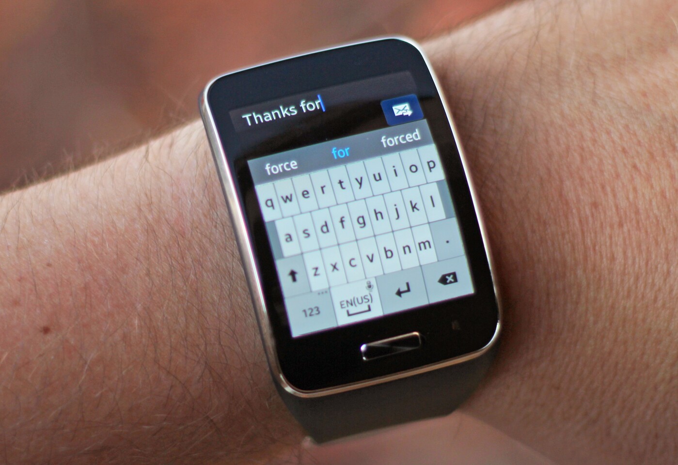 The Gear S' keyboard is fairly easy to type on, and lets you communicate in public without airing private business (Photo: Will Shanklin/Gizmag.com)