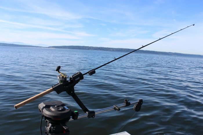 The team is aiming to launch with three different rods ranging in length from 8.5 ft (2.6 m) to 9.5 ft (2.9 m)