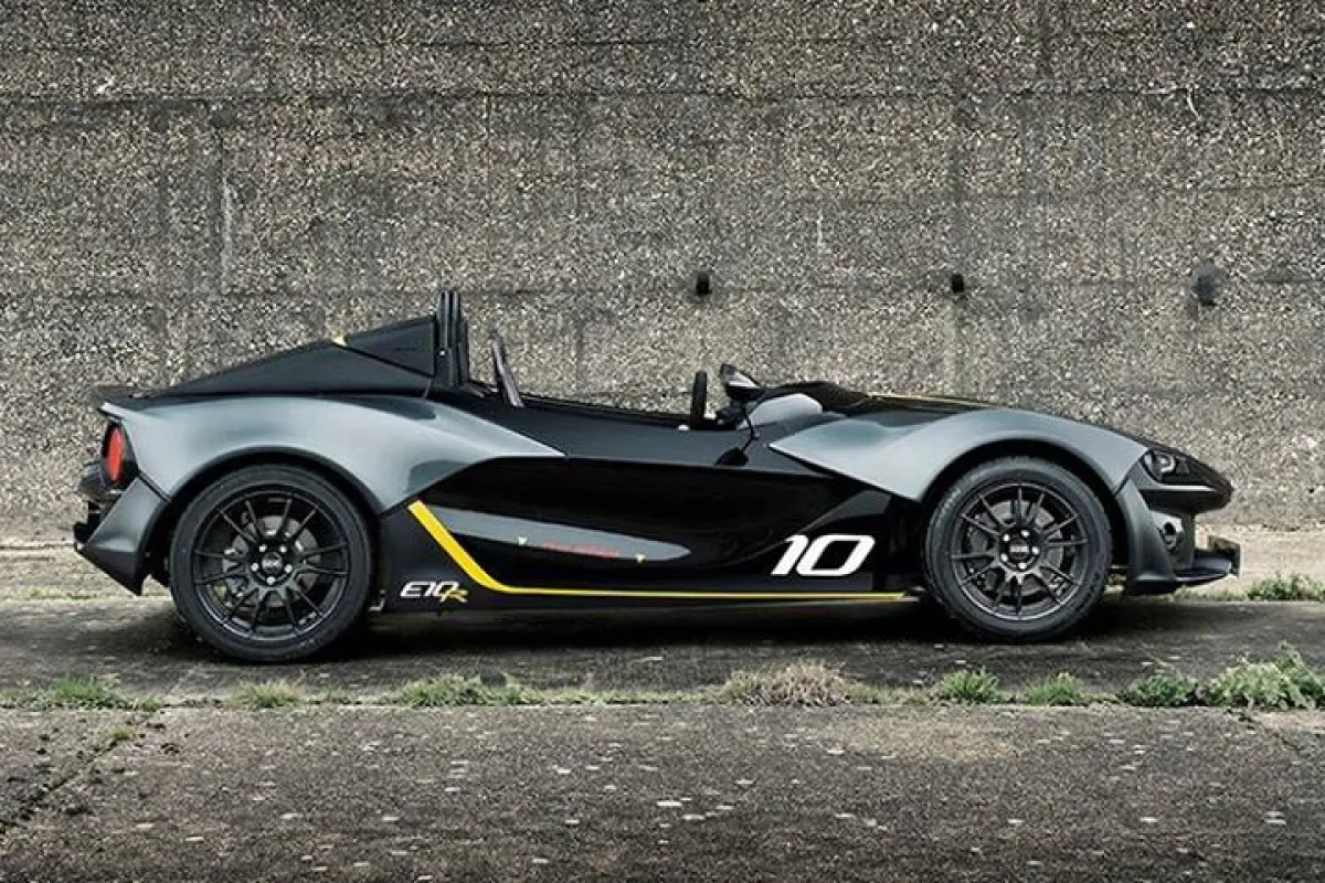 The E10R will start at just under £40,000, unless owners start flicking through the options list