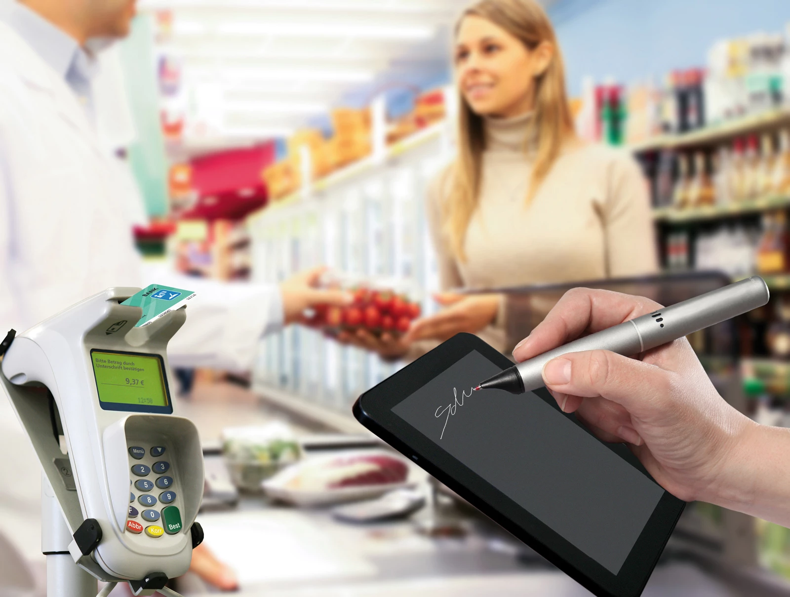 The biometric “on-card comparison” system compares a signature against one stored on the card (Photo: Fraunhofer IGD)