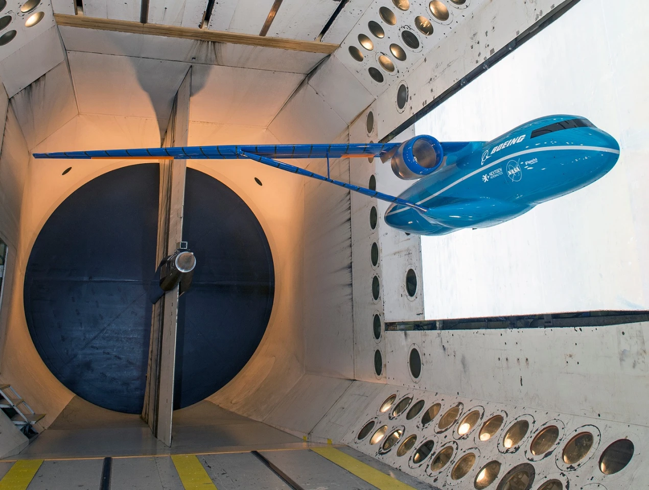 Semi-span model for testing aerodynamics of the trussed-brace wing