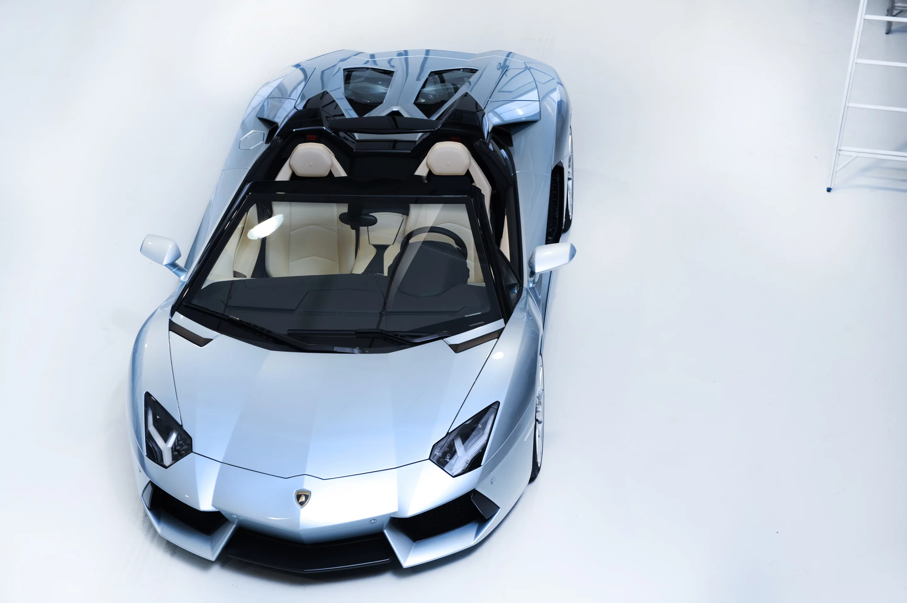 Lamborghini Aventador LP700-4 Roadster high front angle view