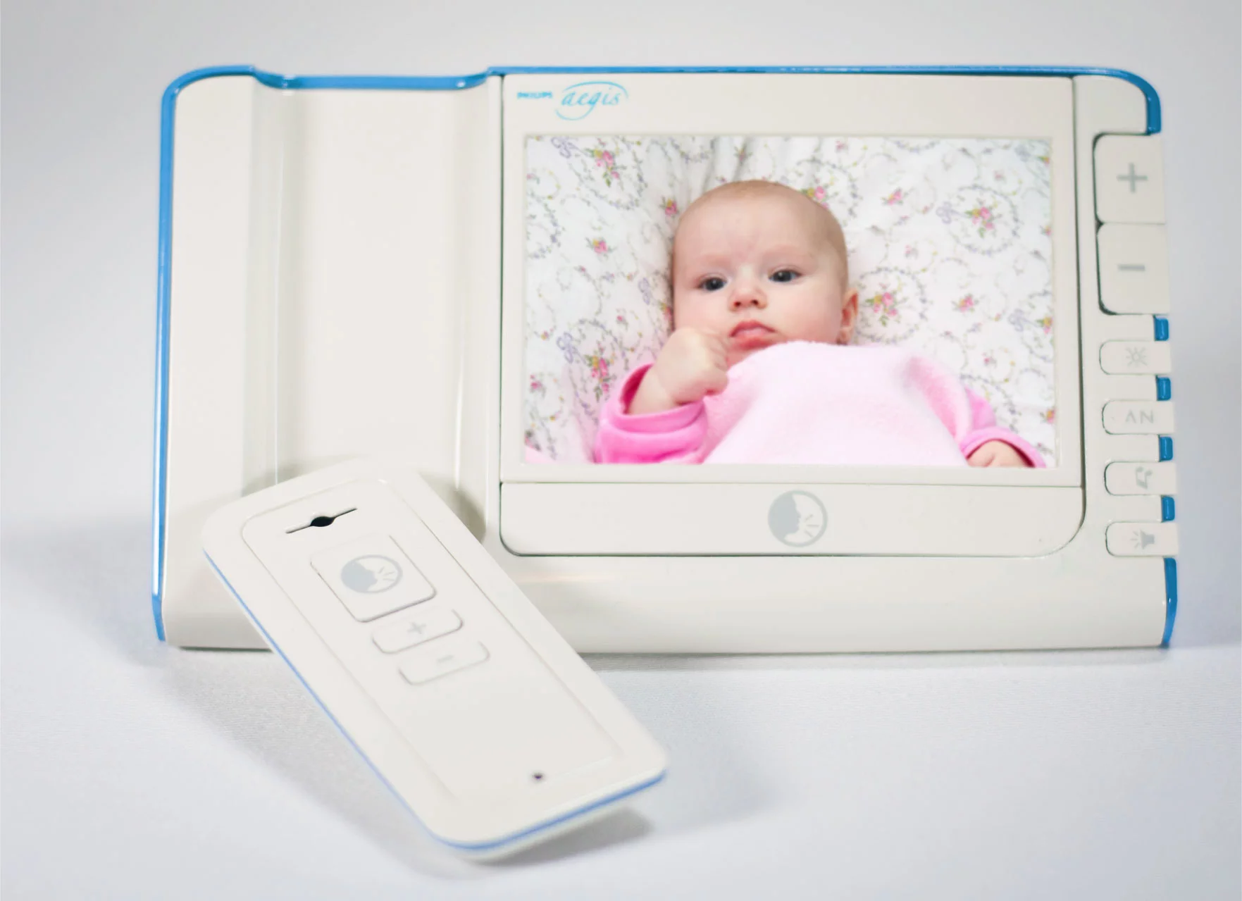 The speakers also act as a two way radio so that parents can always hear their baby and talk to them remotely.