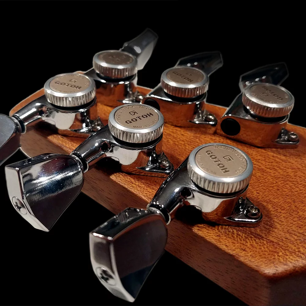 The headstock is home to 3x3 Gotoh locking tuners